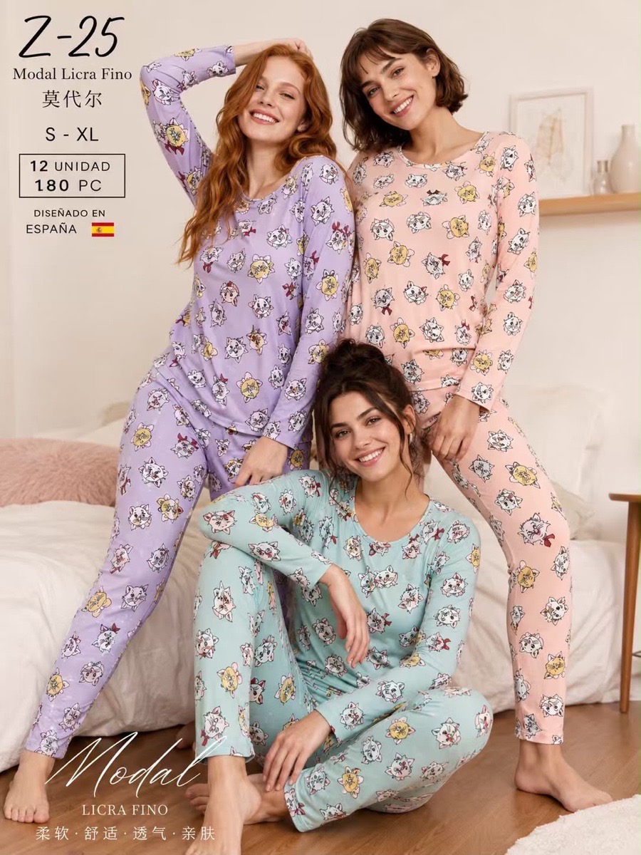 PIJAMA GATITOS