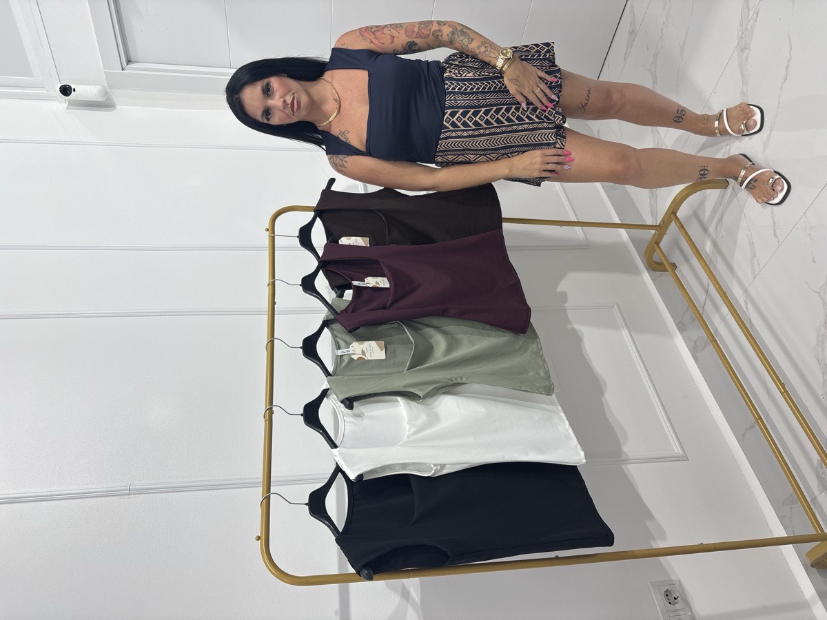 CAMISETA ROSALINDA