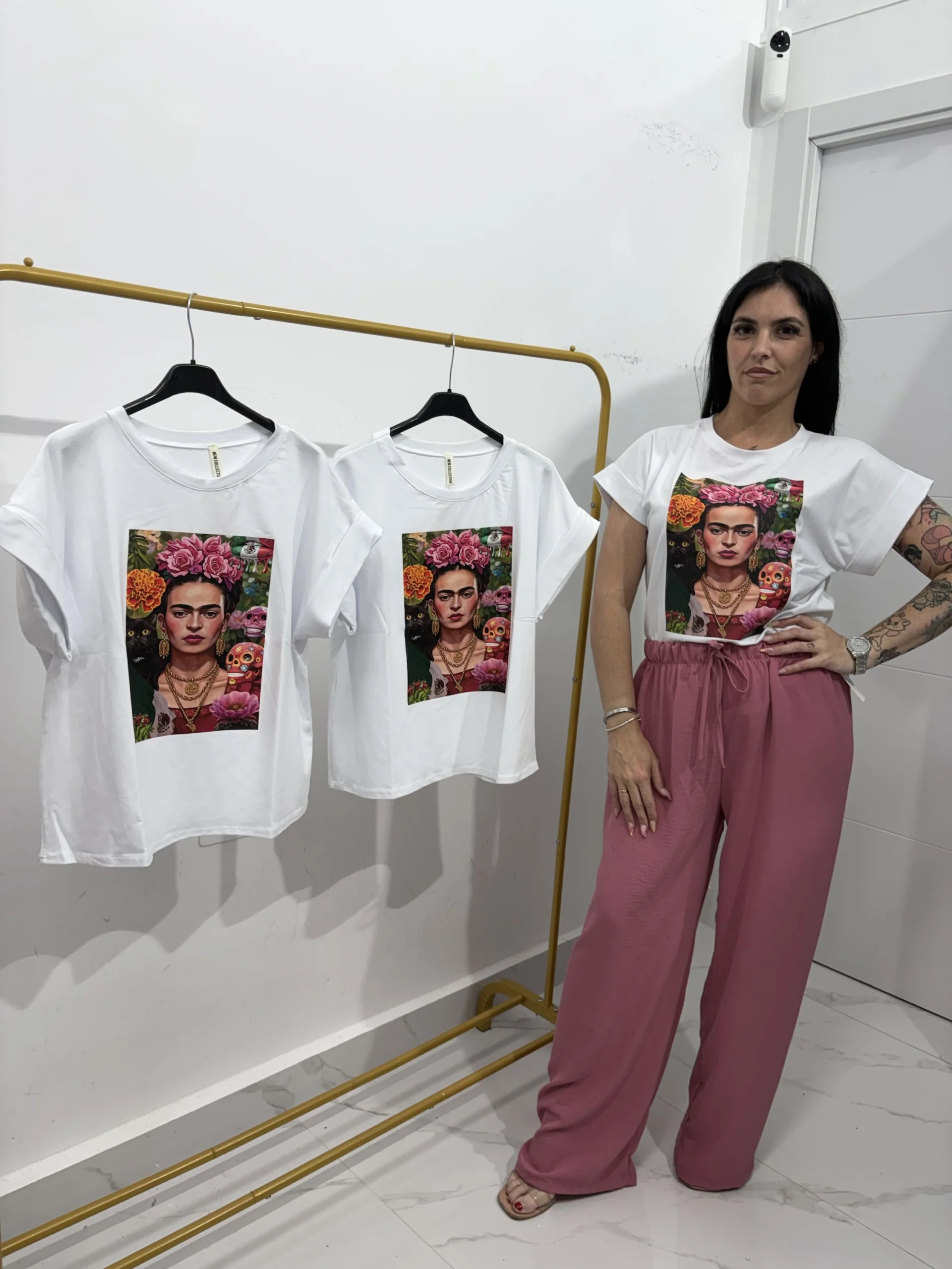 CAMISETA FRIDA