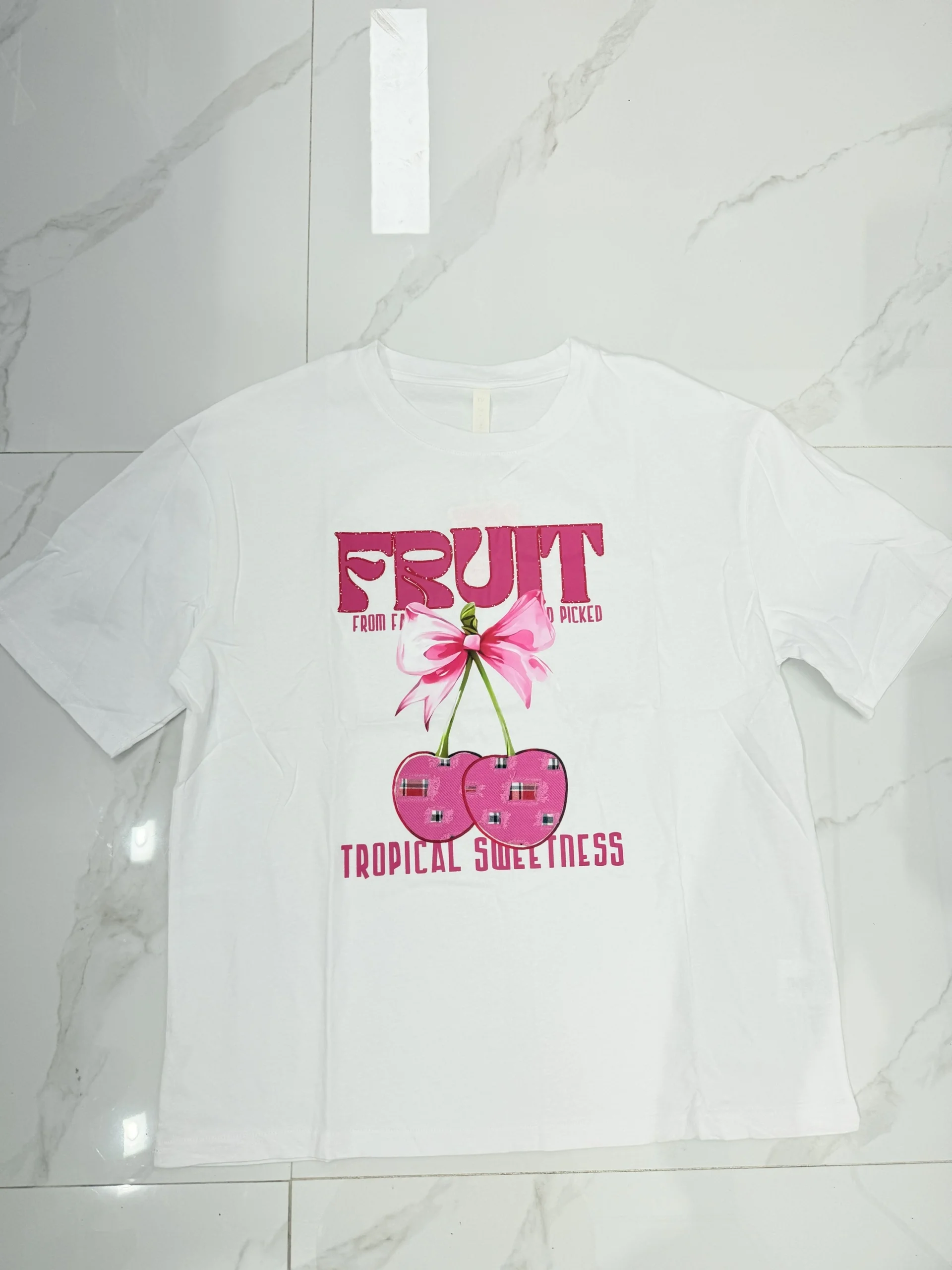 CAMISETA CURVY TROPICAL